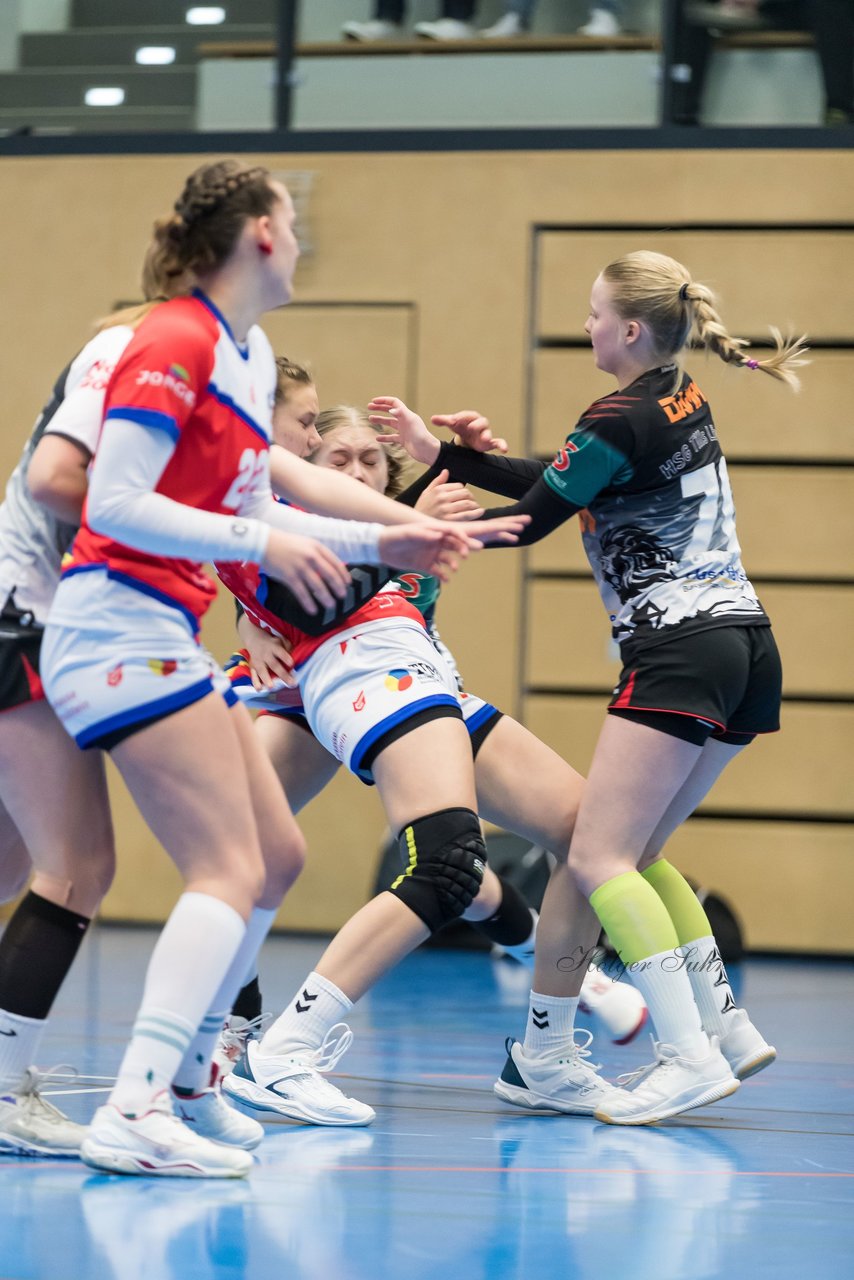 Bild 47 - wBJ HC Quickborn - HSG Tills Loew. : Ergebnis: 19:20